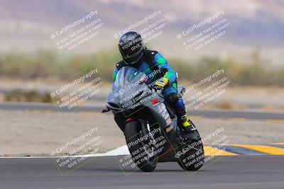 media/Sep-11-2022-SoCal Trackdays (Sun) [[81b7e951af]]/Turn 14 (1130am)/